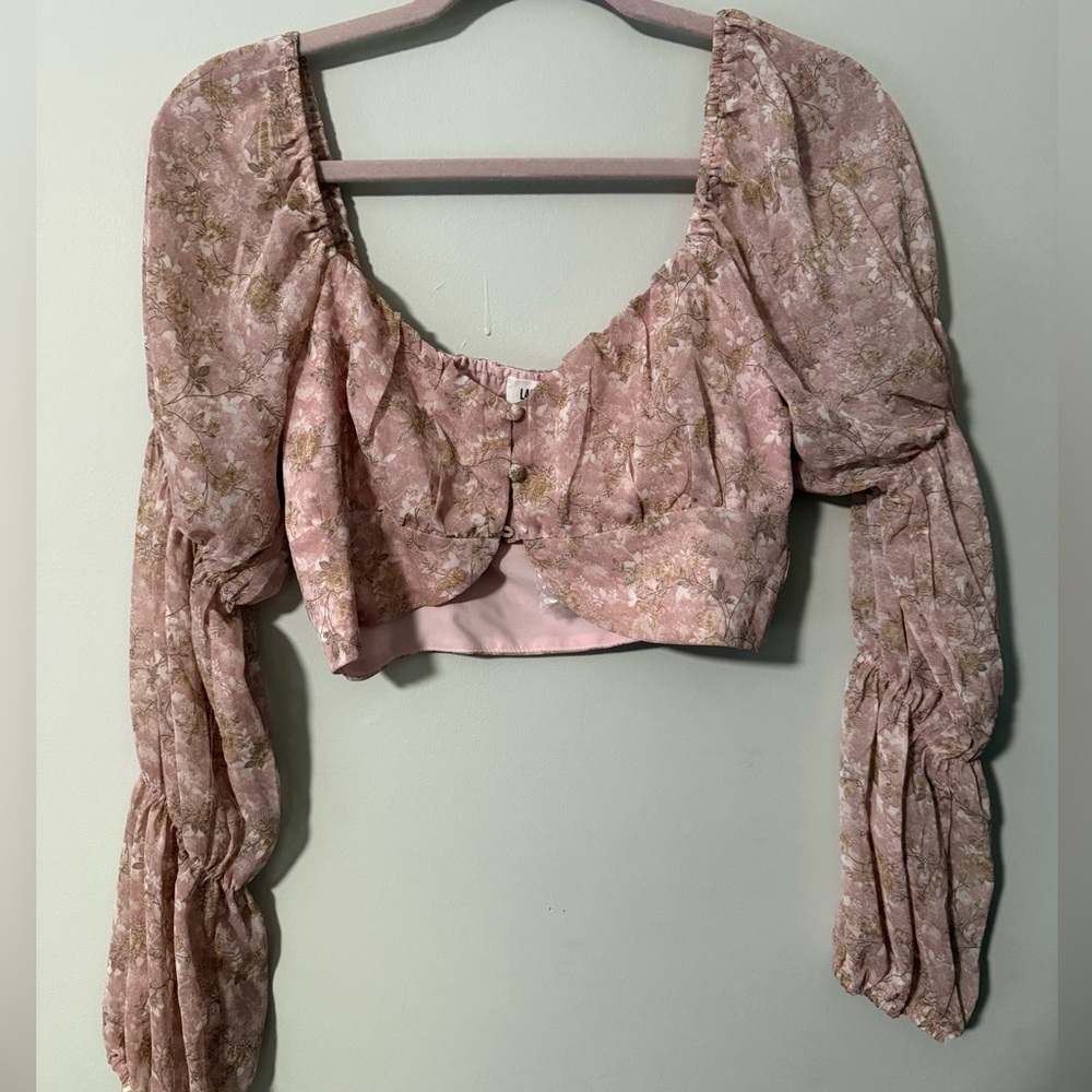 NWT Lane 201 Pink Floral Cropped Blouse